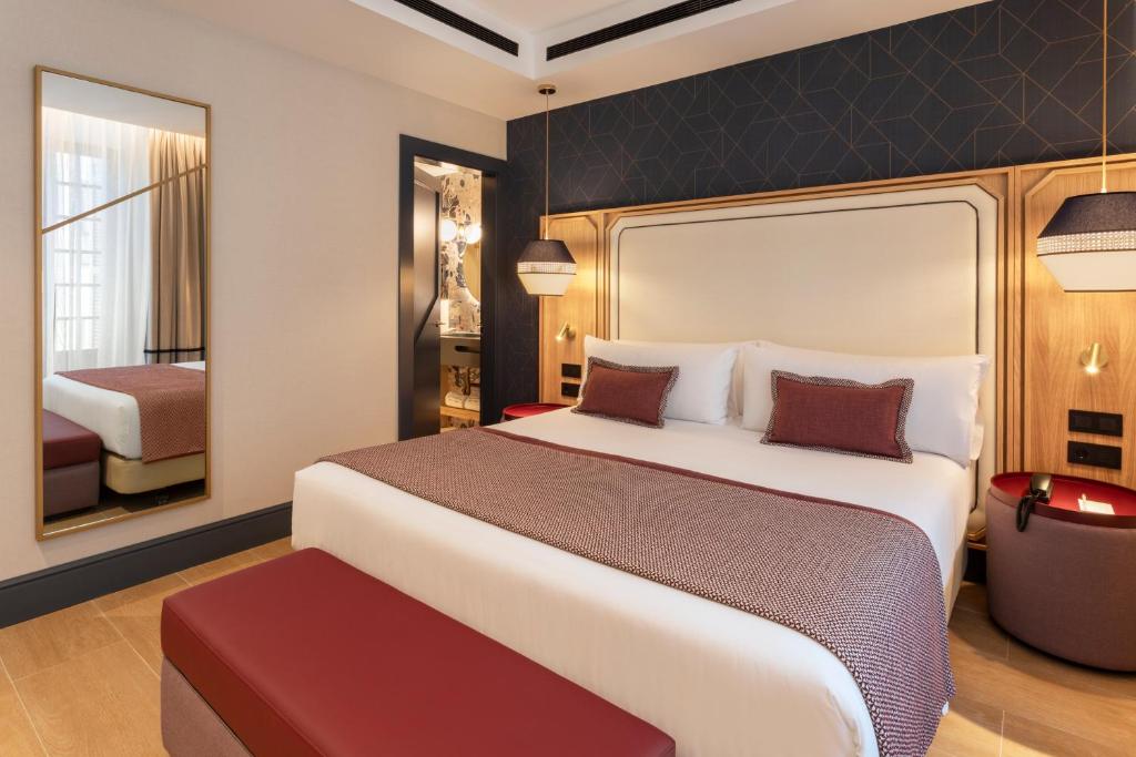 Catalonia Puerta del Mar - 6