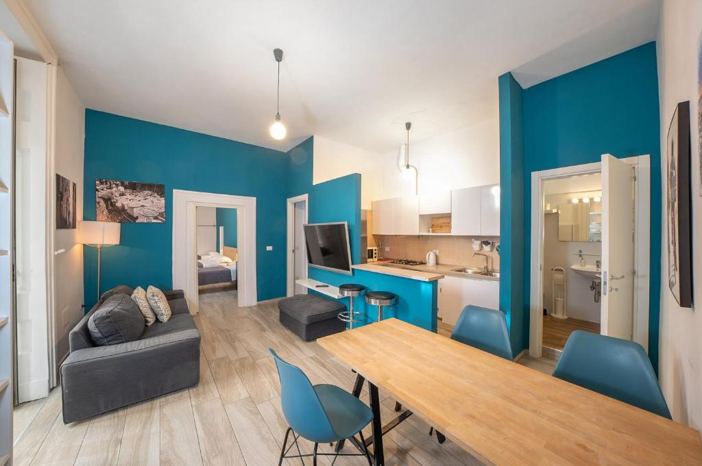 Stay in Naples Flats Toledo