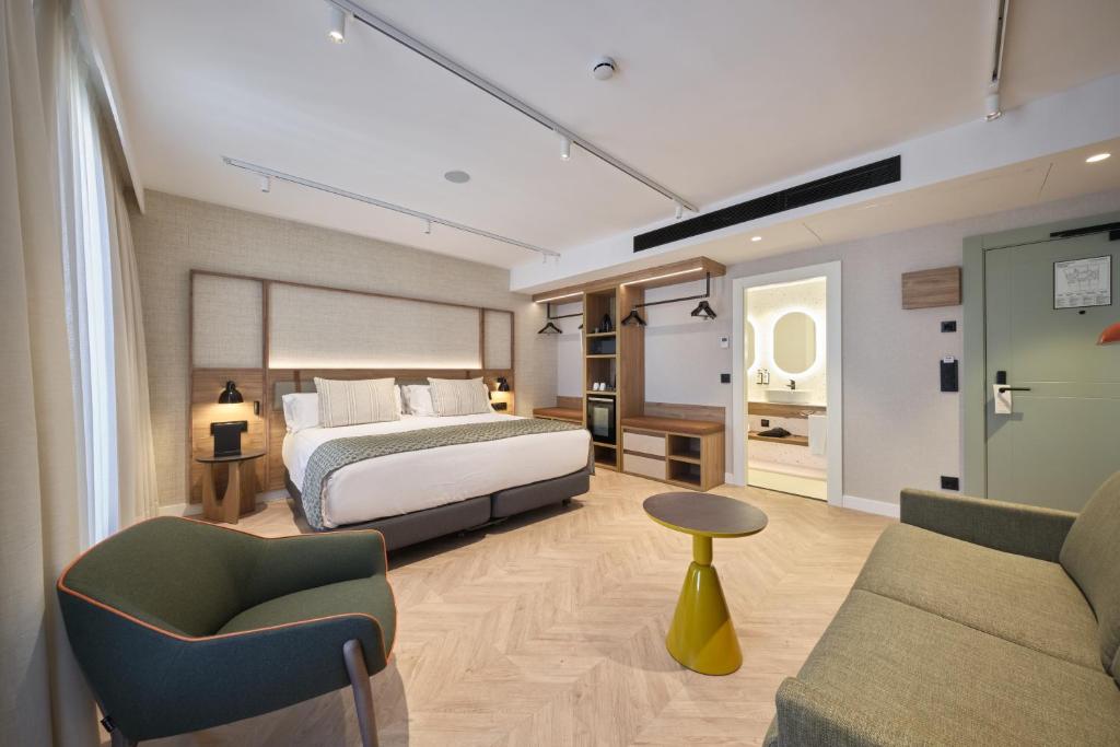 Catalonia Sagrada Familia - Resim 8