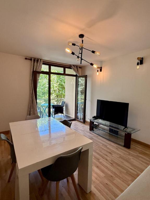Fotografia z galérie ubytovania Apartement 5 rooms 20 mins from the beach v destinácii Nice