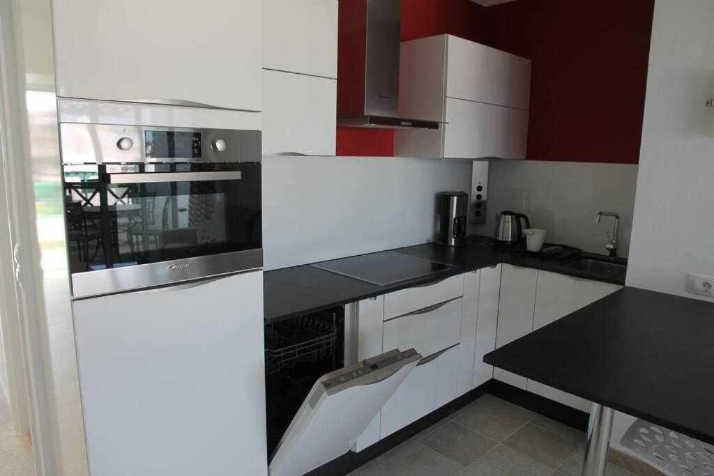 Kuchyň nebo kuchyňský kout v ubytování Bonito apartamento cerca la playa