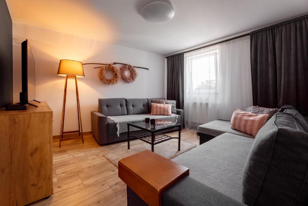 A seating area at Polonia