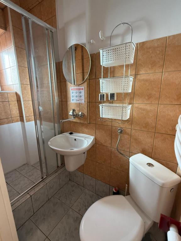 Noclegi pracownicze Mitarbeiterunterkünfte Employee accommodation - Driepersoonskamer