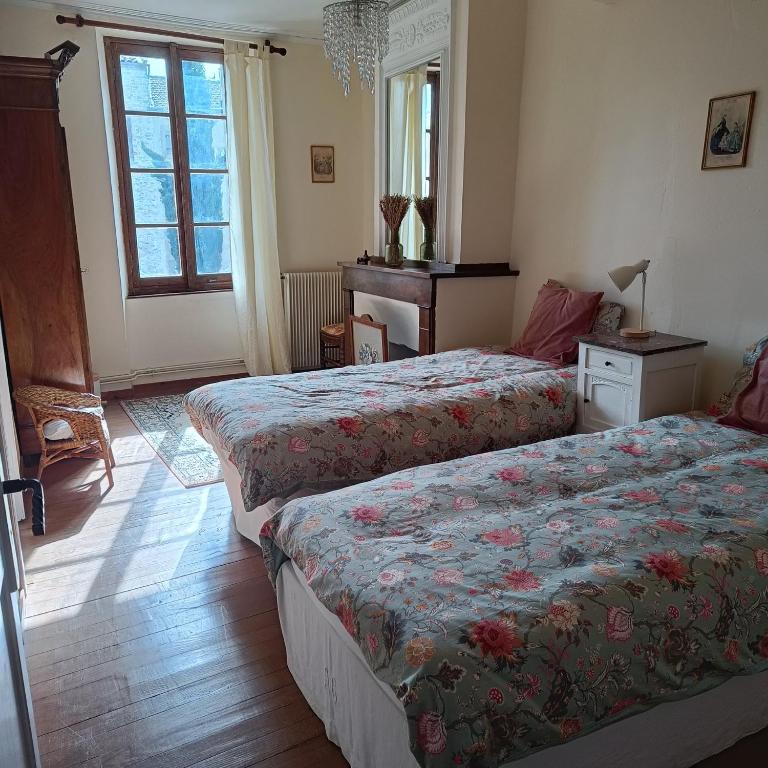 Les lits de Montbel B&B - 家庭套房
