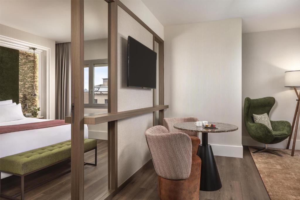 NH Collection Barcelona Gran Hotel Calderon - Resim 17