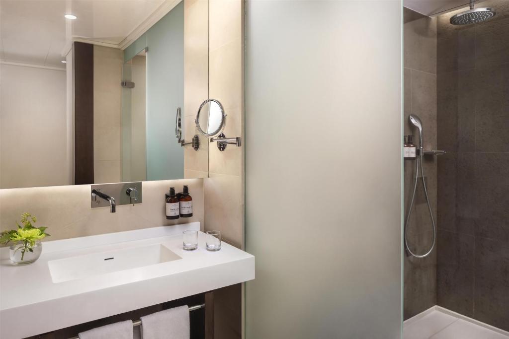 NH Collection Barcelona Gran Hotel Calderon - Resim 26