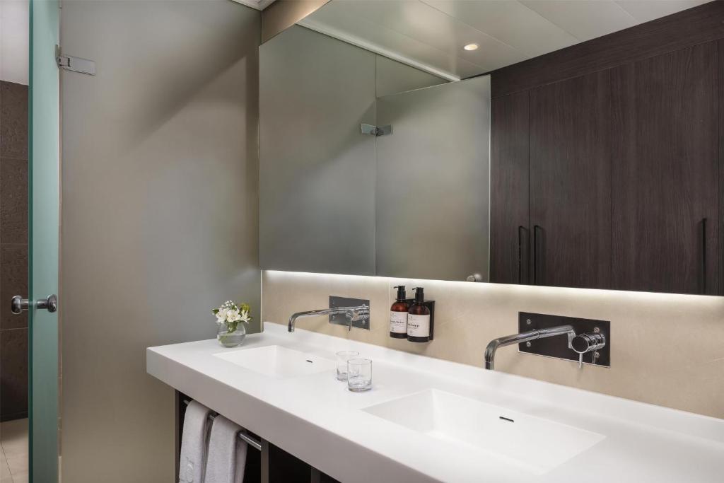 NH Collection Barcelona Gran Hotel Calderon - Resim 28