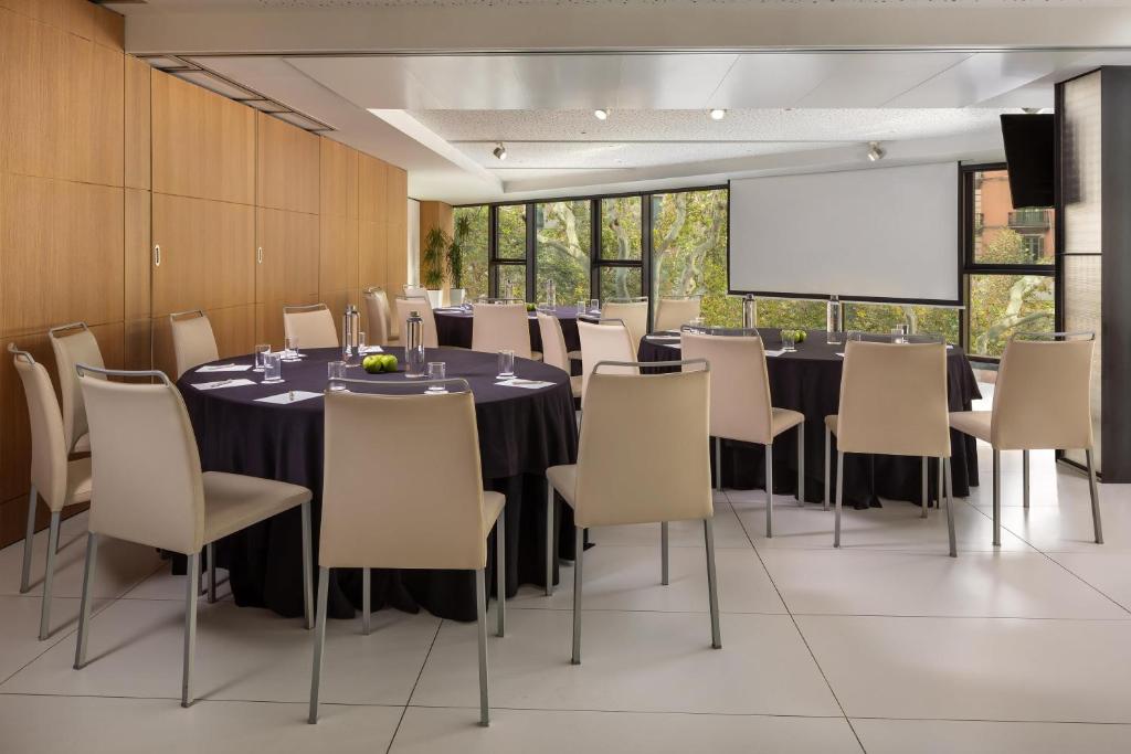 NH Collection Barcelona Gran Hotel Calderon - Resim 44