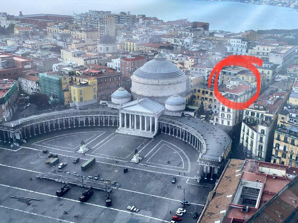 Casa Tiare, the heart of Piazza Plebiscito