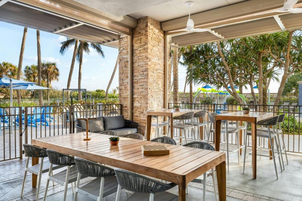 Palm Beach Gardens Marriot: Unwind in Luxury and Comfort 3 Palm Beach Gardens Marriot: Unwind in Luxury and Comfort