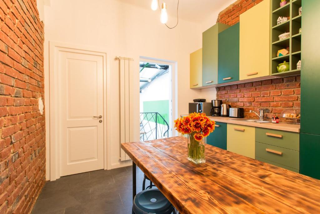 Kuchyň nebo kuchyňský kout v ubytování First Hostel