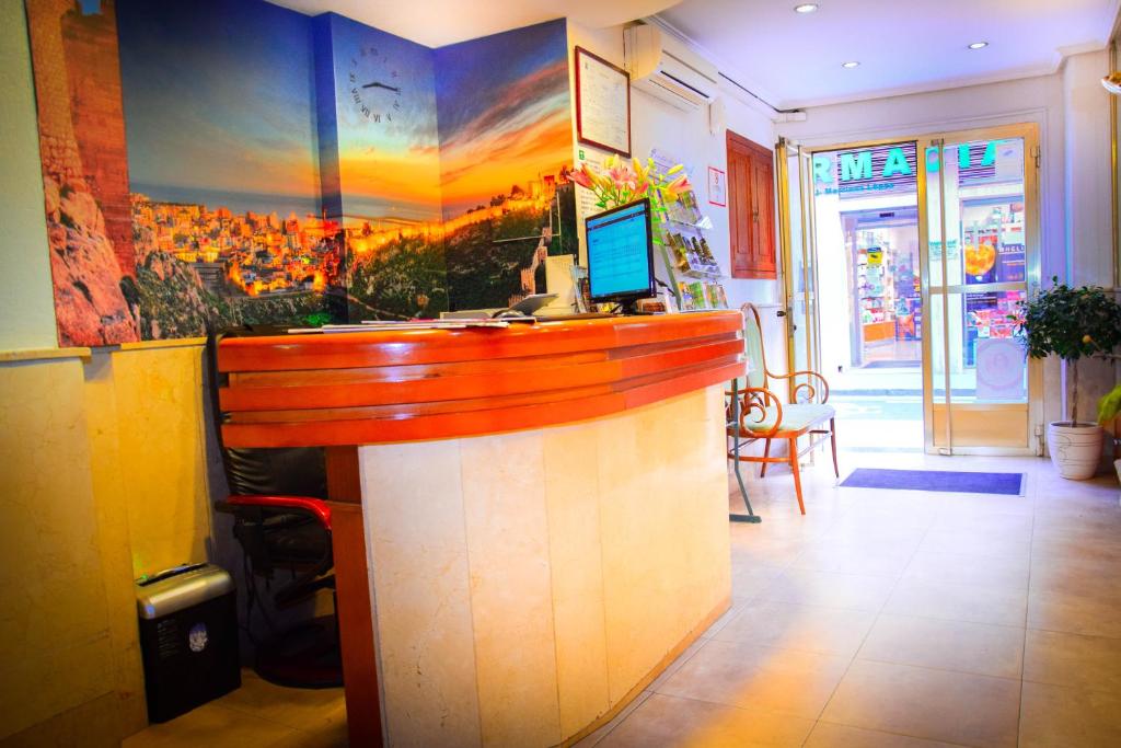 Hotel Sevilla, Almería – Updated 2023 Prices