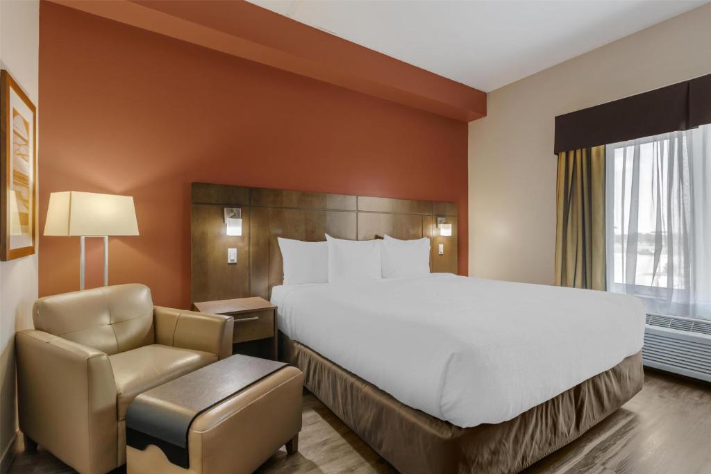 Best Western Plus Winnipeg West - Resim 19