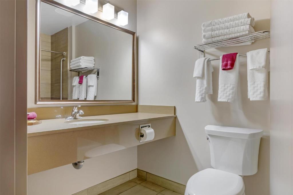 Best Western Plus Winnipeg West - Resim 37