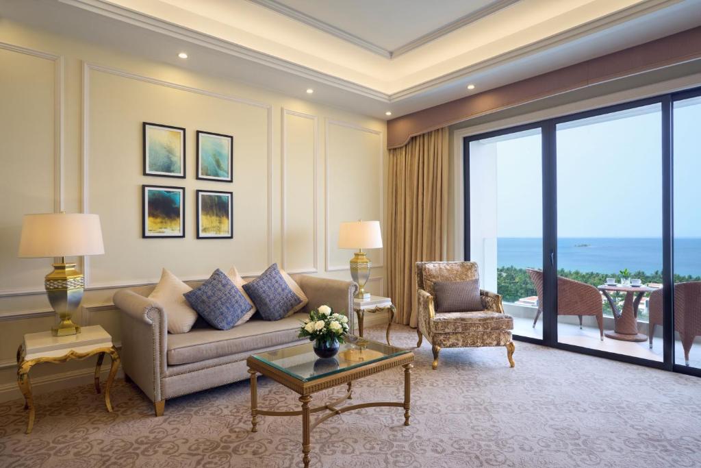 Wyndham Grand Phu Quoc - 14