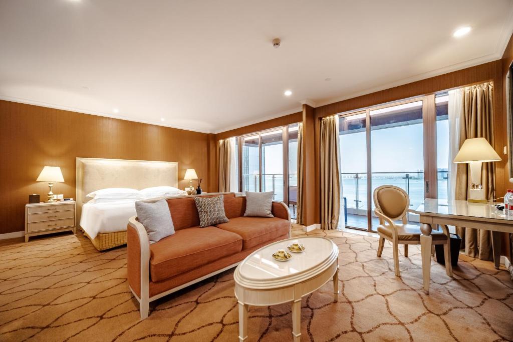 Similan Hotel Zhuhai-Gongbei Port High speed Railway Station - Deluxe King Zimmer-Meerblick