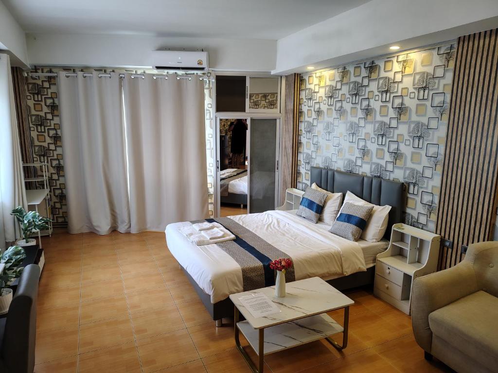 Priory Hillside Residence - Resim 20