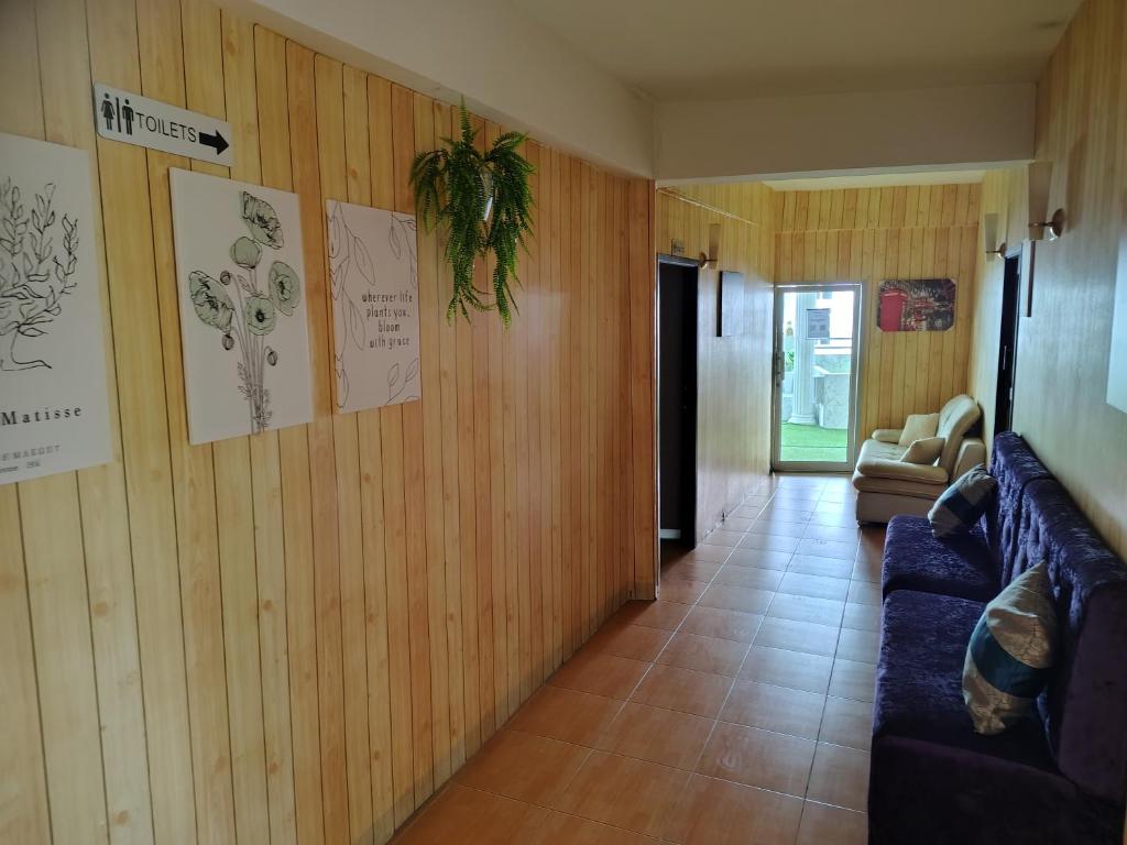 Priory Hillside Residence - Resim 11