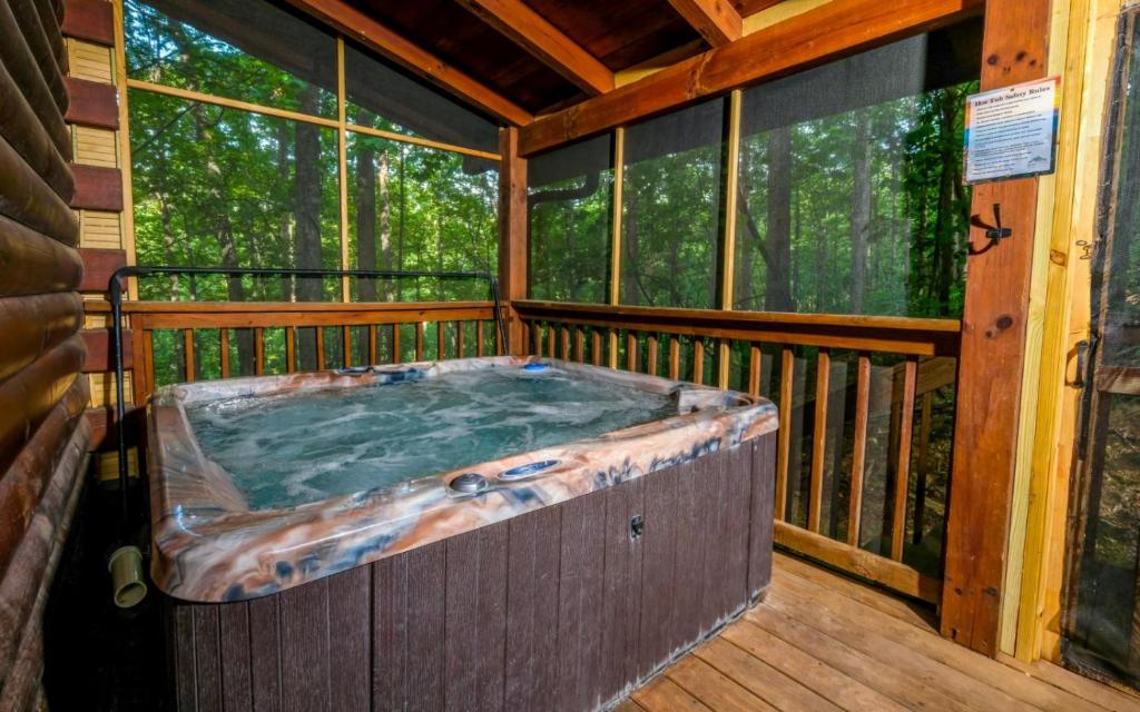 Φωτογραφία από το άλμπουμ του At Last σε Pigeon Forge