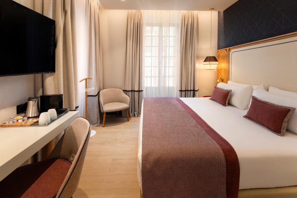 Catalonia Puerta del Mar - 8