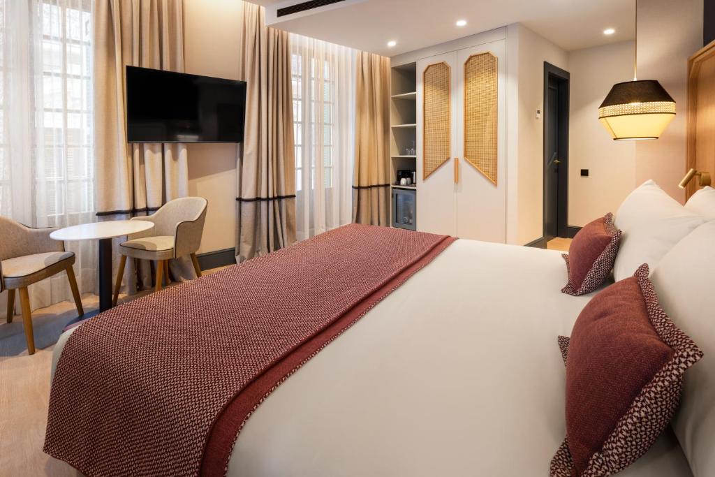 Catalonia Puerta del Mar - 15