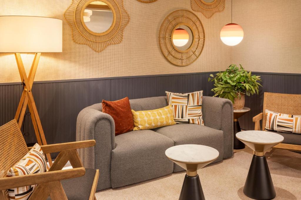 Catalonia Puerta del Mar - Resim 25