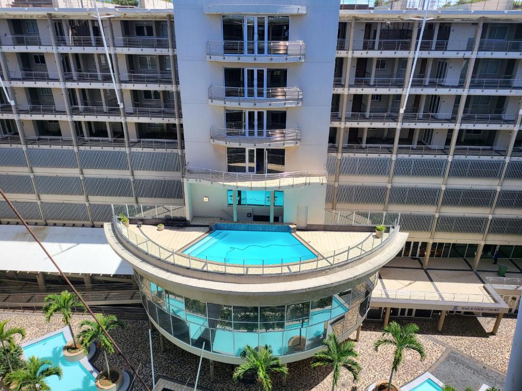 Stunning Splash Penthouse Pools image