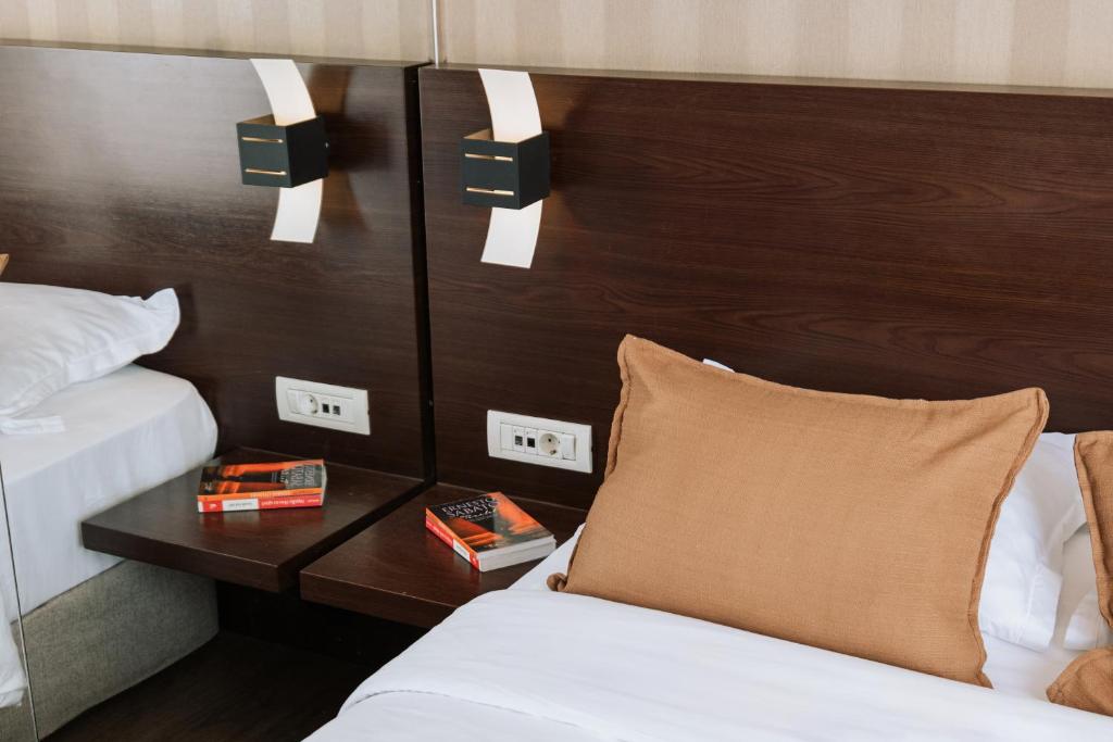 Hotel Duke Armeneasca City Center - Resim 4