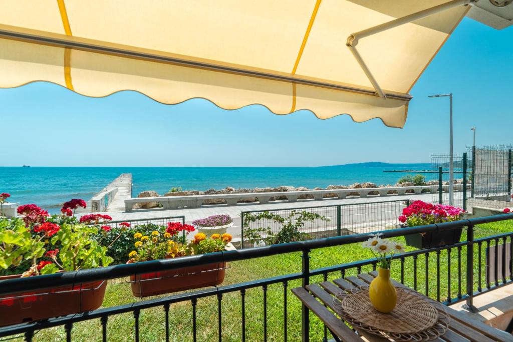 Apartments Poemia, complex Carpe Diem, free parking - Housity