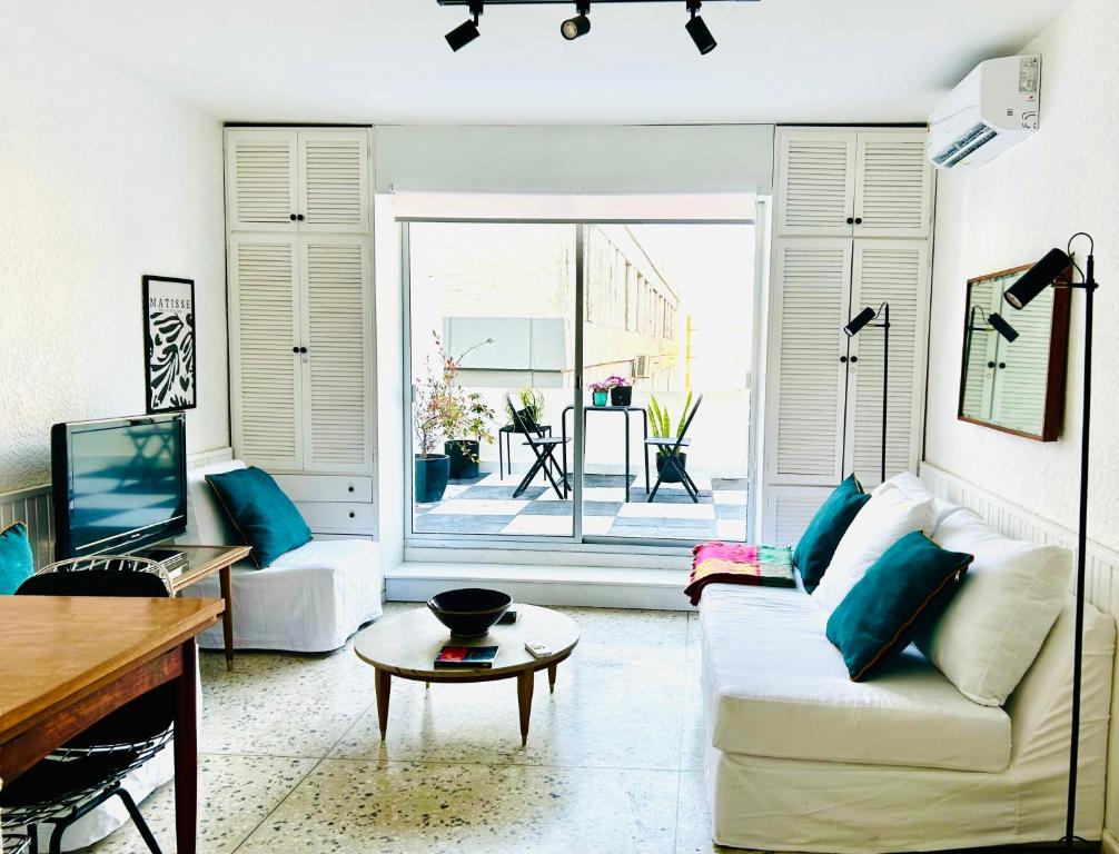 Diseño y terraza en Punta del Este