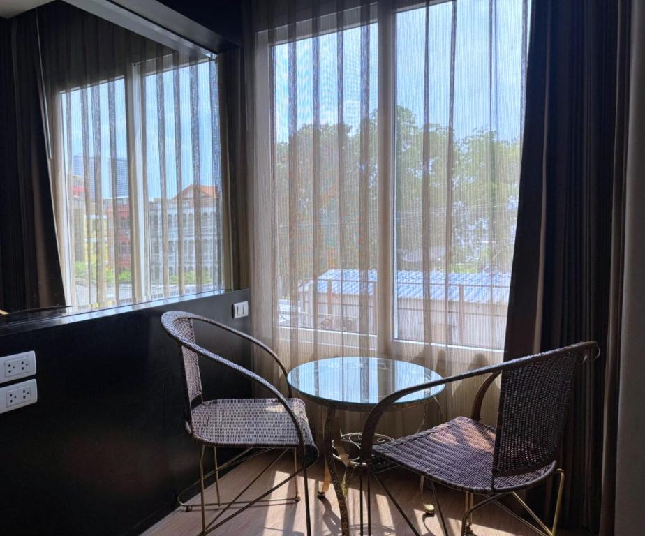 The Sunreno Hotel Bangkok - Resim 6