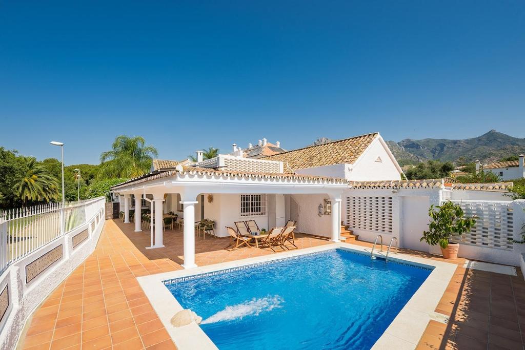 Villa Simone Private Heated Pool in Marbella Centre