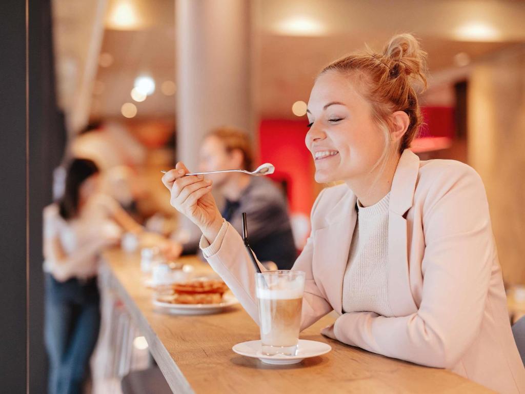 Hosté ubytování ibis Hamburg Alsterring