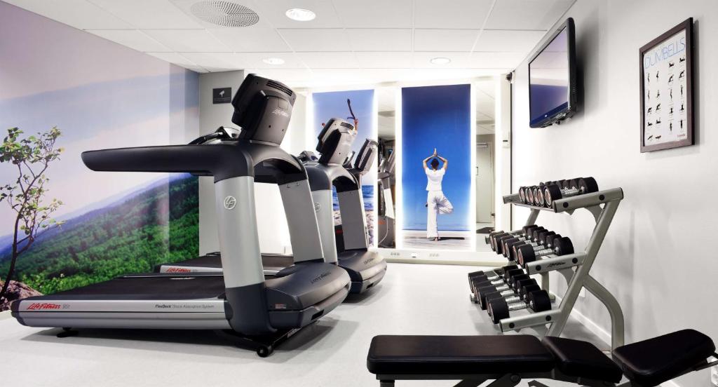 Fitness centrum a/nebo fitness zařízení v ubytování Scandic Vulkan
