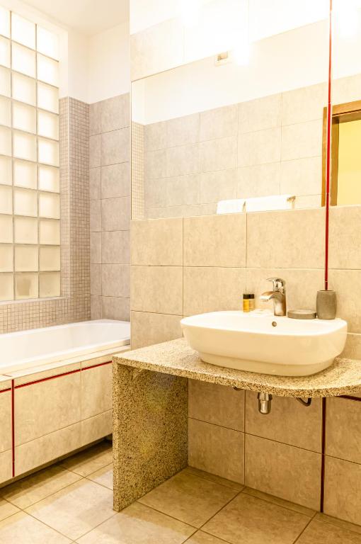 Home & Travel Apartments - AC - Parking - City Centre - Manufaktura - OFF Piotrkowska - EC1 - ATLAS Arena - Orientarium - Monopolis - Resim 38