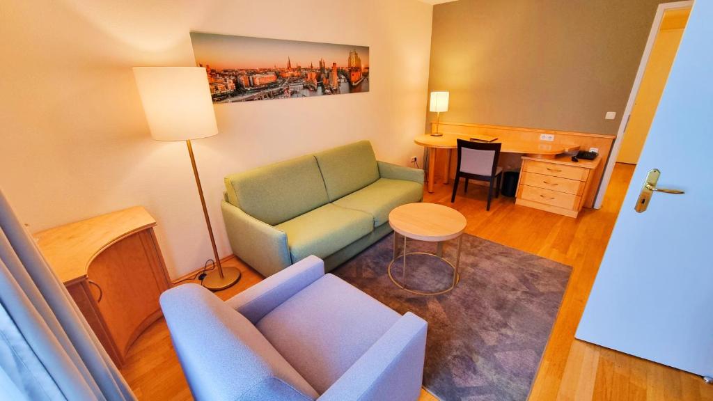 New Living Home Residenzhotel Hamburg - Resim 23