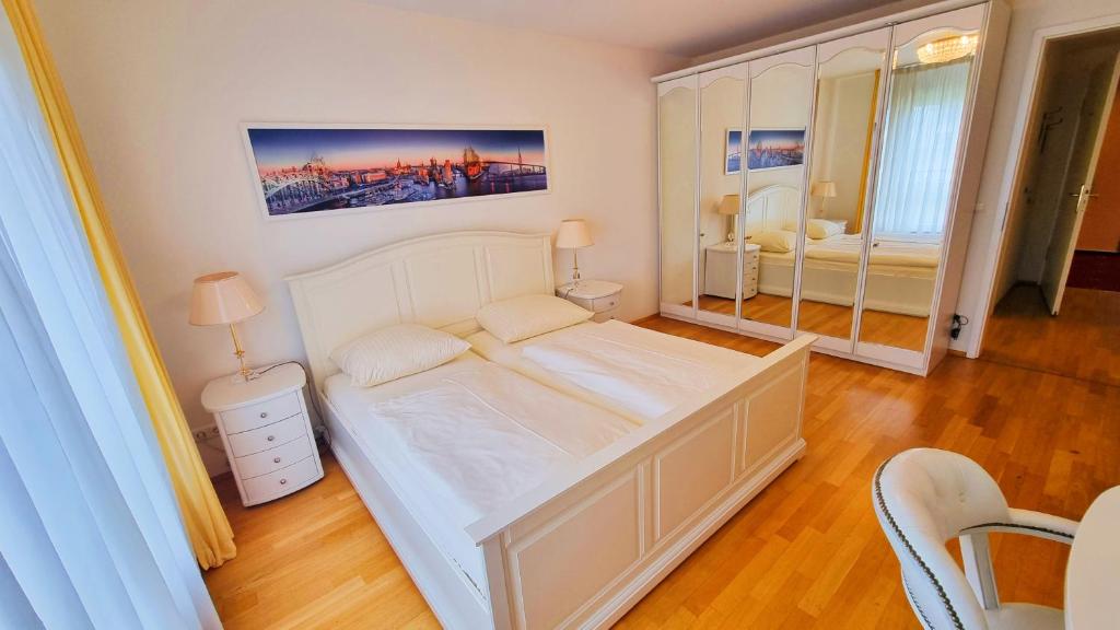 New Living Home Residenzhotel Hamburg - Resim 43