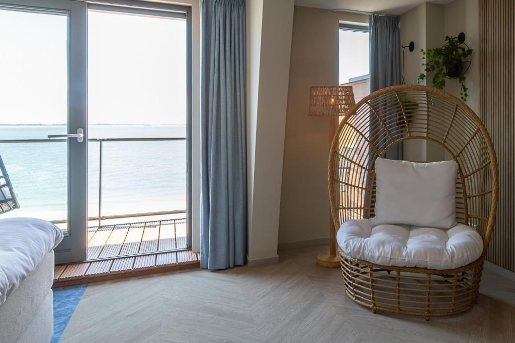 Posezení v ubytování Beachfront Boutiquehotel