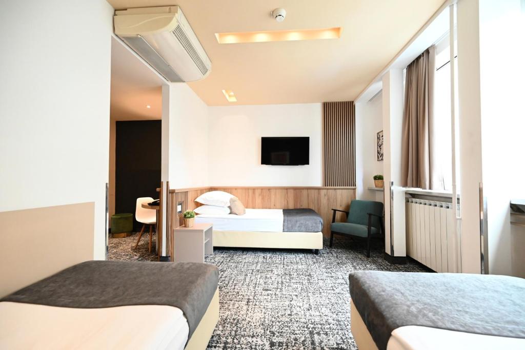 Hotel Central - Resim 44