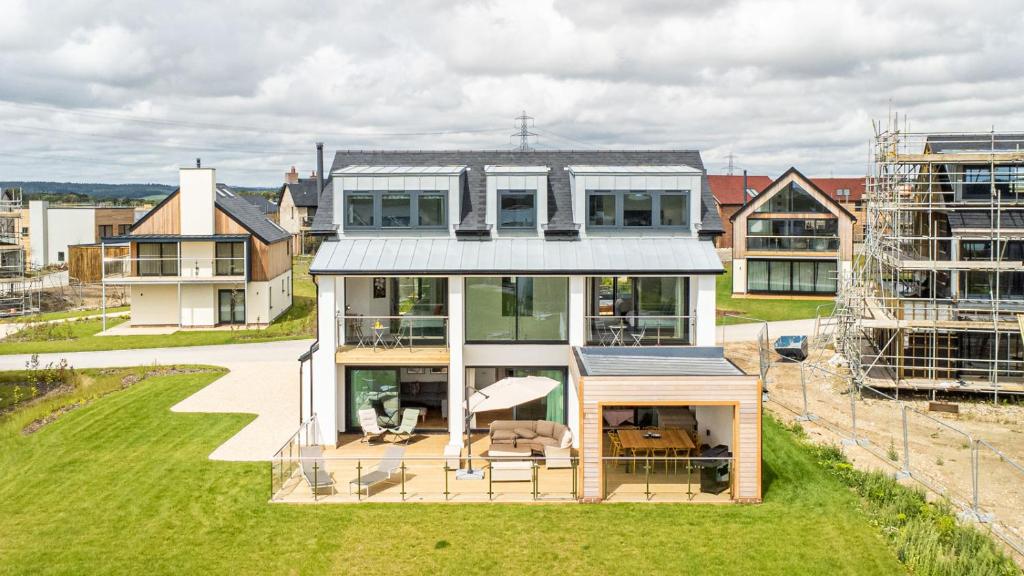 Hoone, kus puhkemaja asub