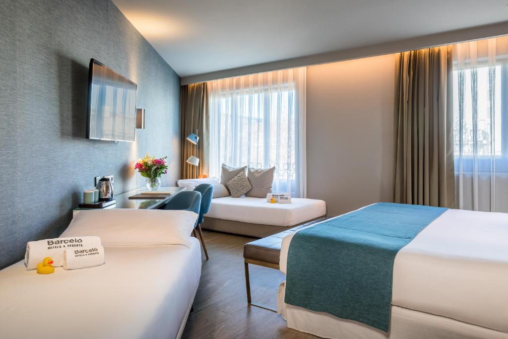Barceló Emperatriz - Quarto Familiar (3 Adultos + 2 Crianças)