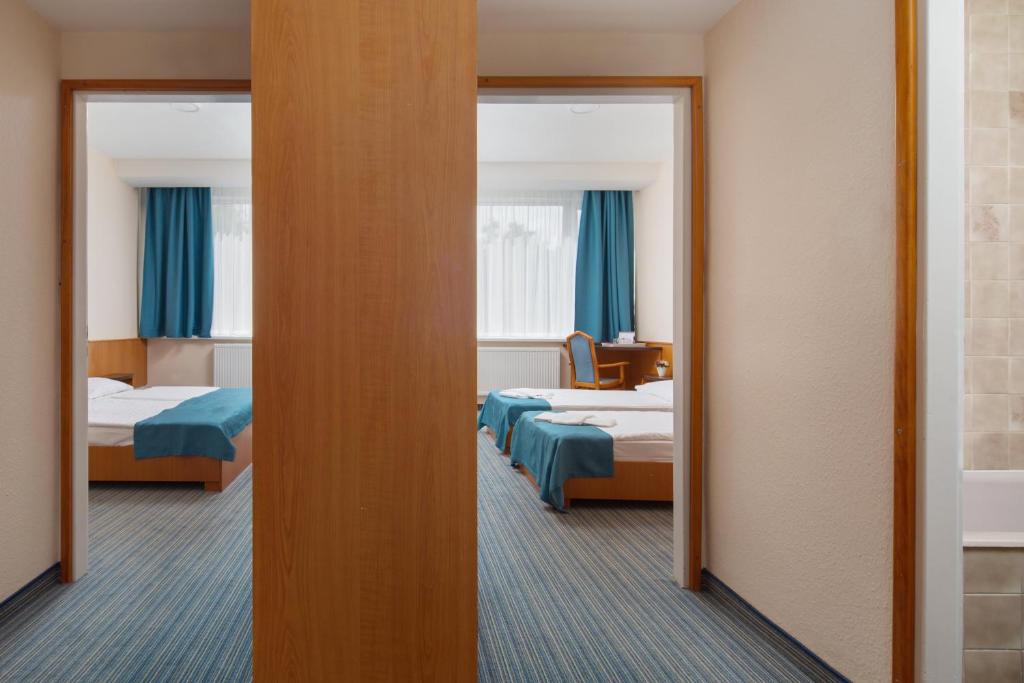 Benczur Hotel - Resim 22