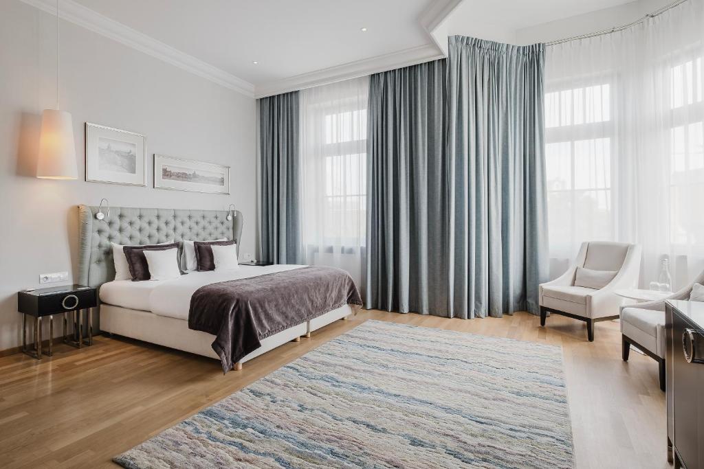 
Premium Twin or Double Room
