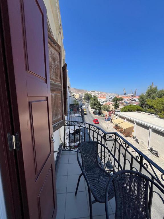 Φωτογραφία από το άλμπουμ του Hermes studios στην Ερμούπολη