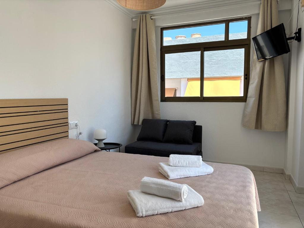VMC Rooms - Triple Room With Terrace