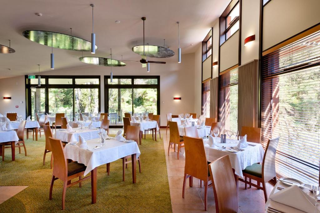 Restaurace v ubytování Legacy Te Waonui Hotel Franz Josef