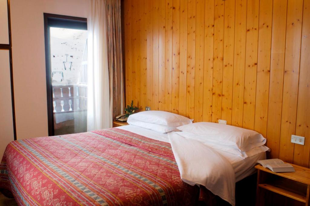 Fotografia z galérie ubytovania Hotel Dolomiti v destinácii Passo del Tonale