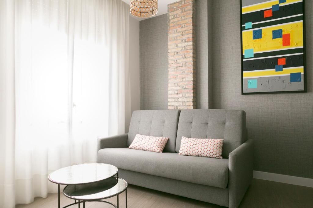 Teatro Romano 4 & 5 - 13