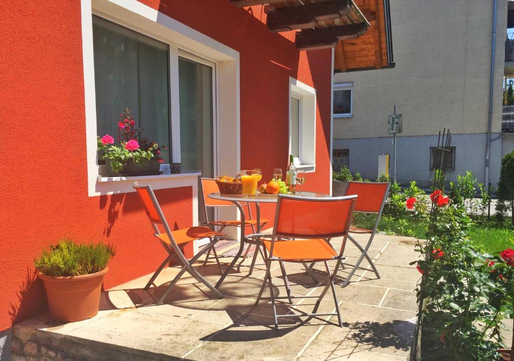 Zahrada ubytování Book-A-Room Salzburg Apartment 5-6-7-8