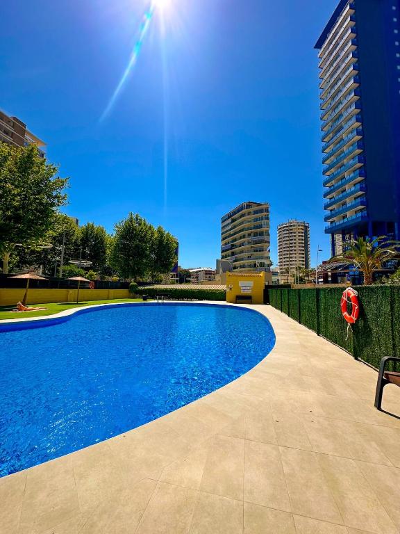 Apartamento Frente al Mar con Piscina